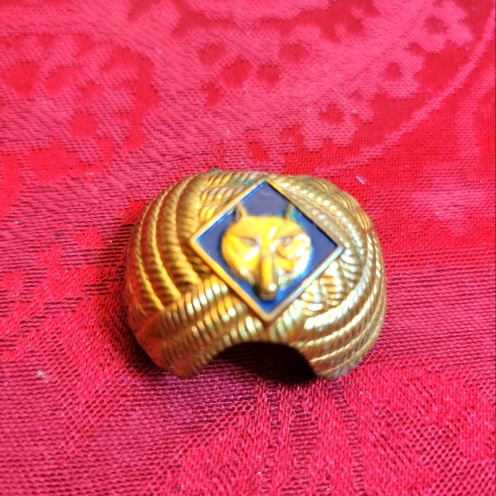 Vintage Cub Scout Scarf Holder/pin